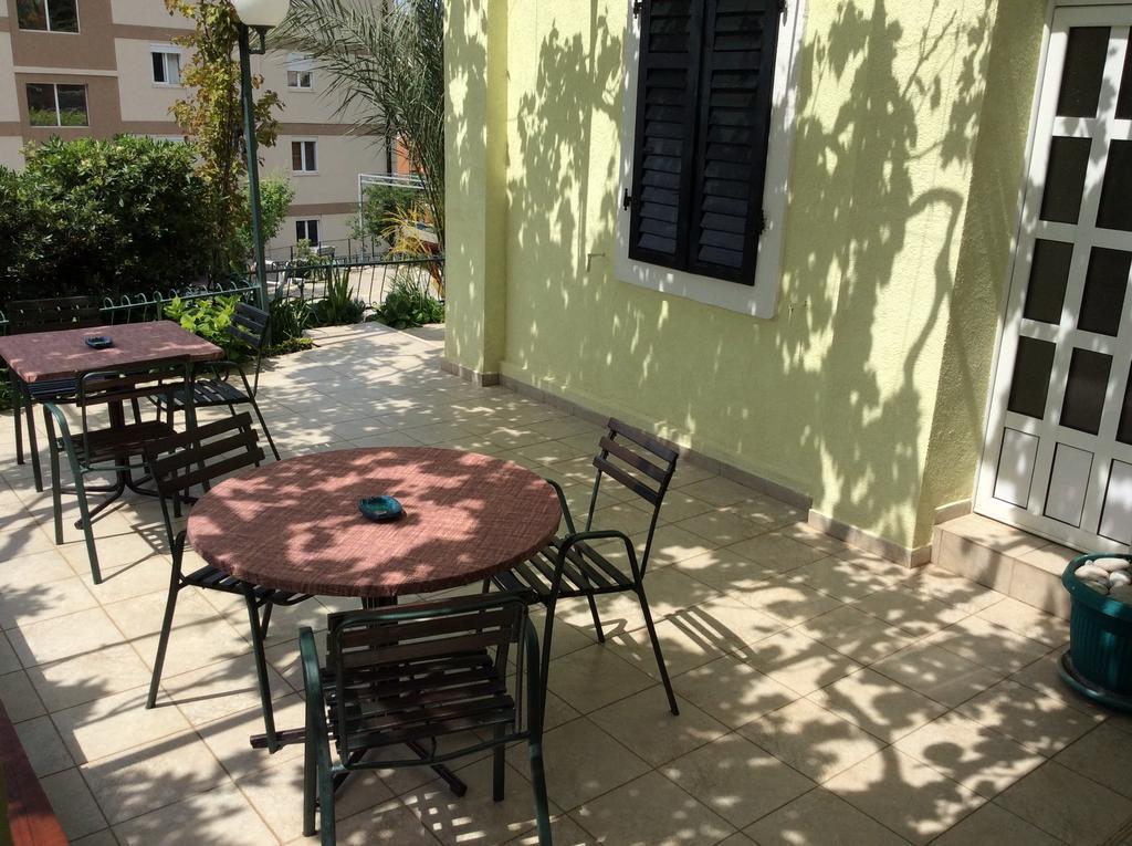 Apartments Simo Petrovac Exterior photo